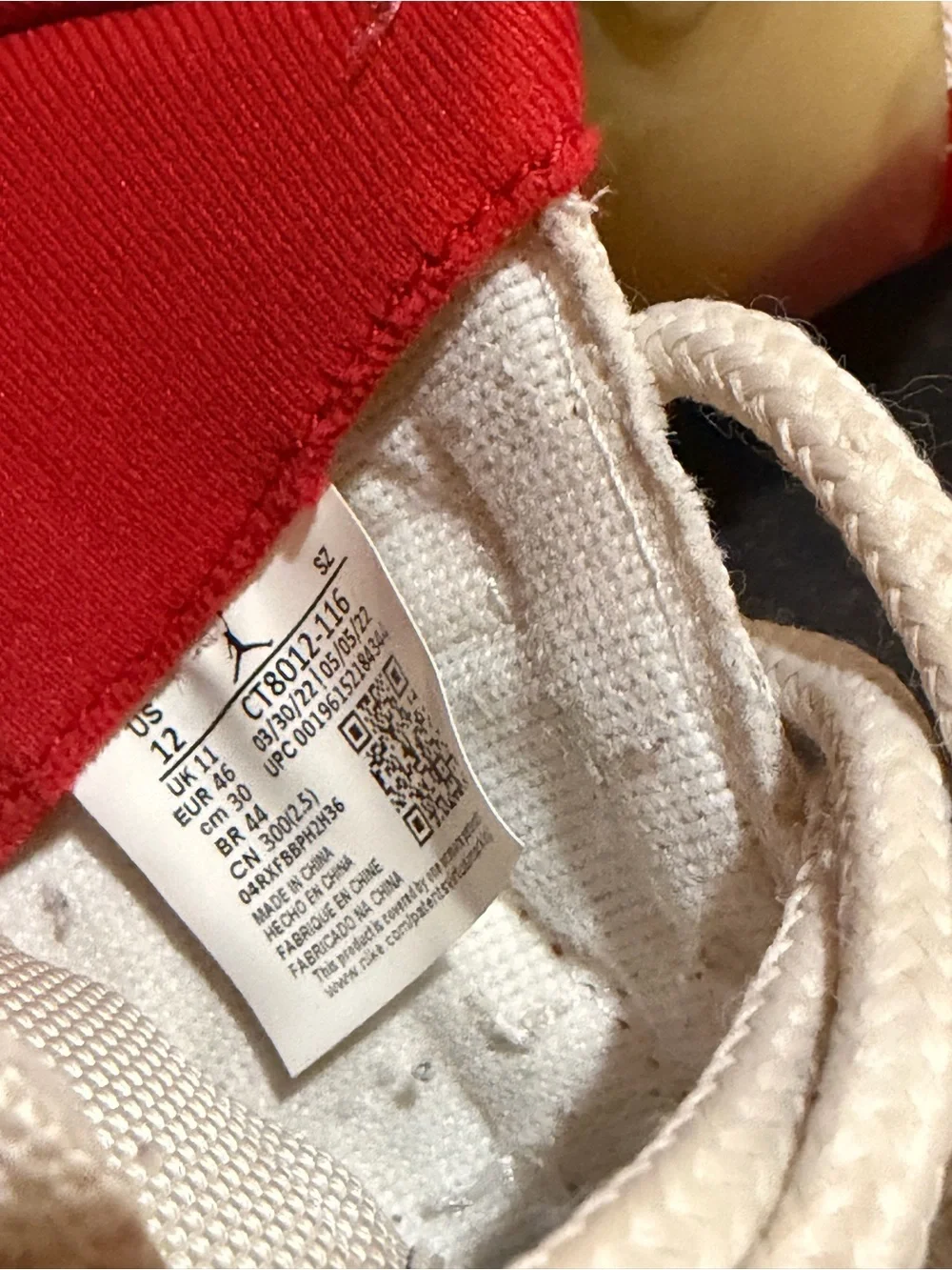 Air Jordan 11 Retro “Cherry”
